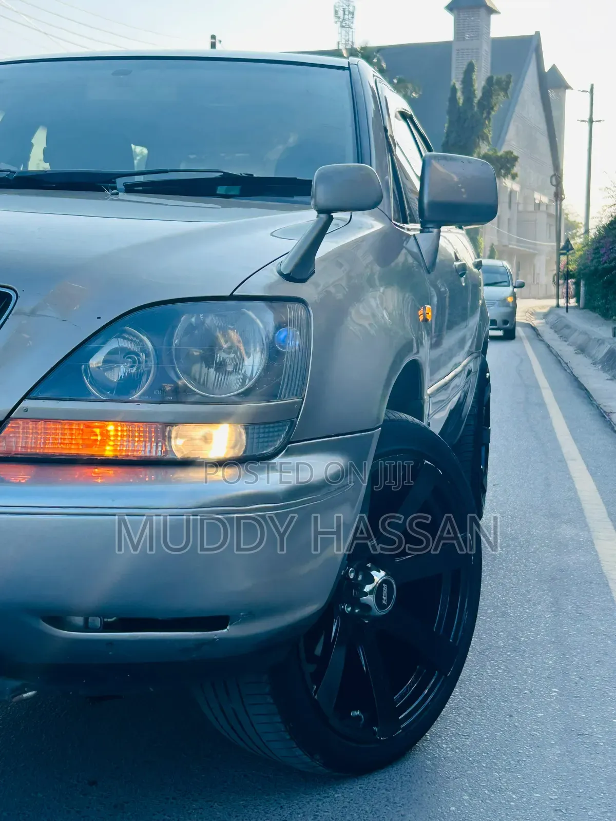 Toyota Harrier 2003 Gold