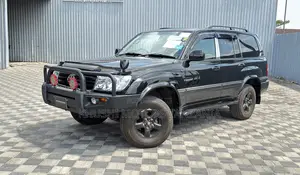 Toyota Land Cruiser 2005 Black