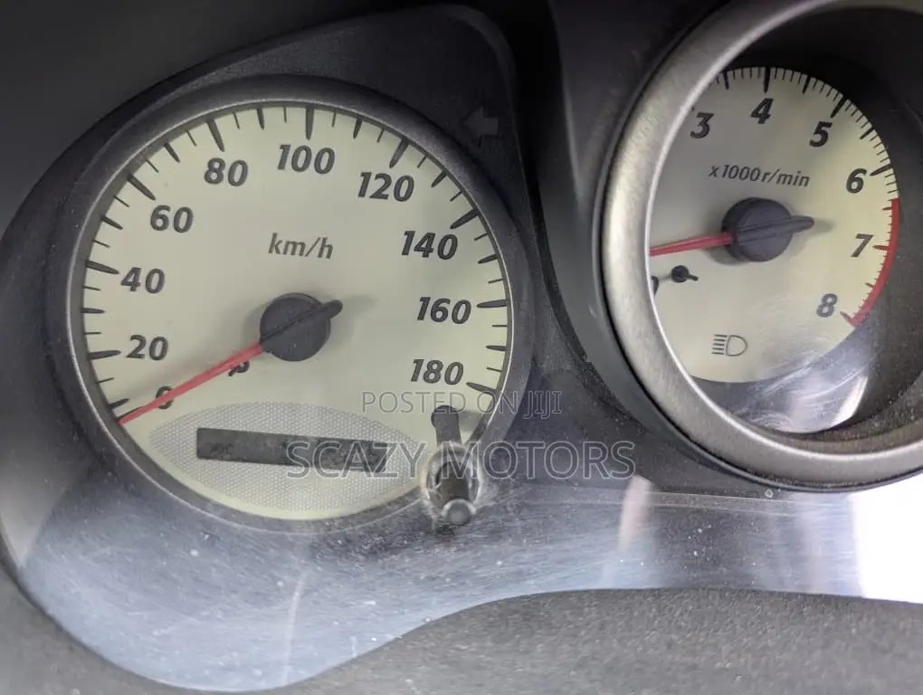 Toyota RAV4 Automatic 2000 White
