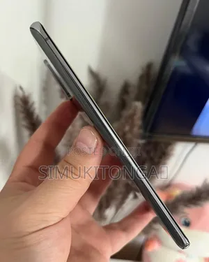 Samsung Galaxy S20+ 128 GB Black