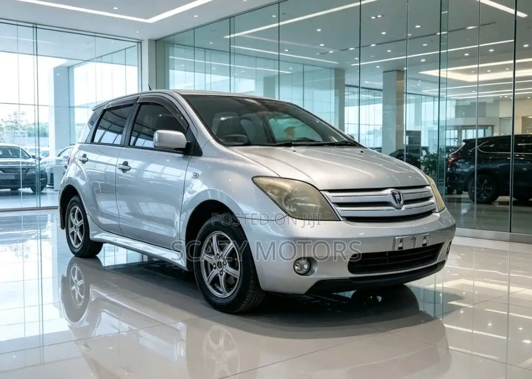 Toyota IST 2005 Silver