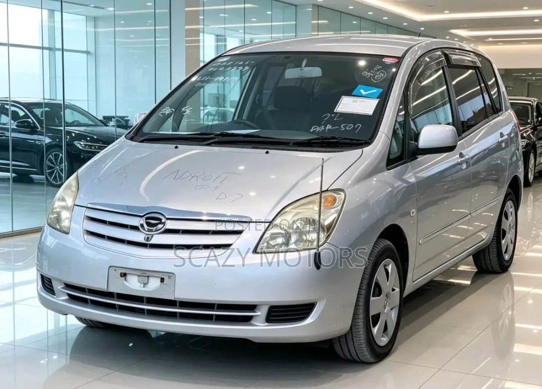 Toyota Corolla Spacio 2003 Silver