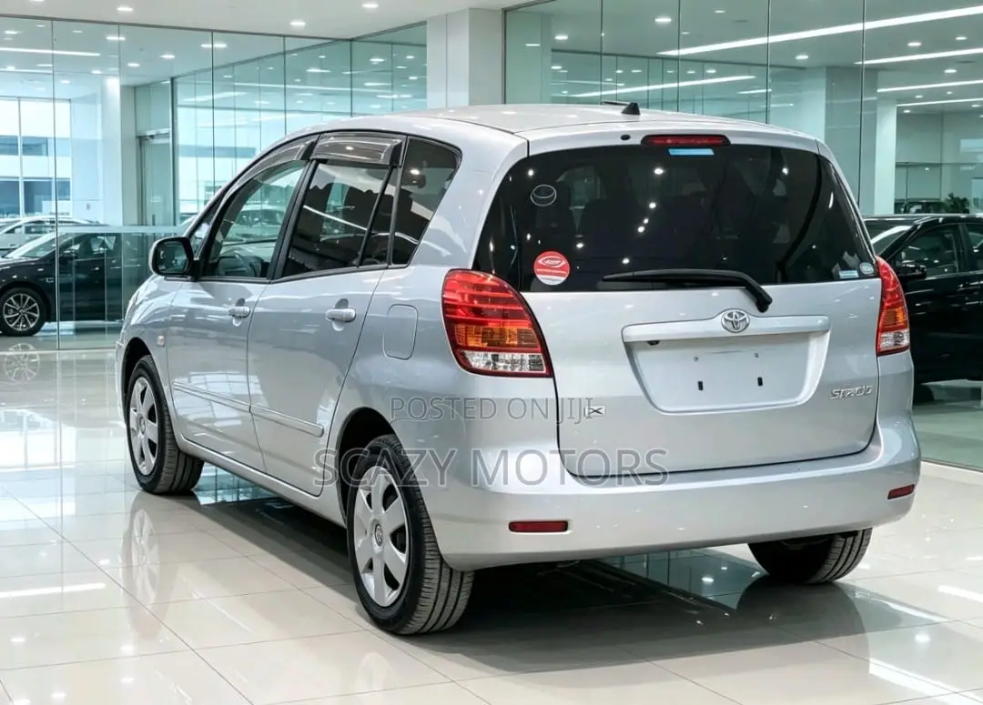 Toyota Corolla Spacio 2003 Silver