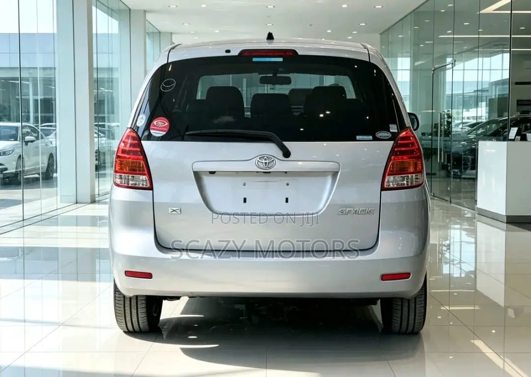 Toyota Corolla Spacio 2003 Silver