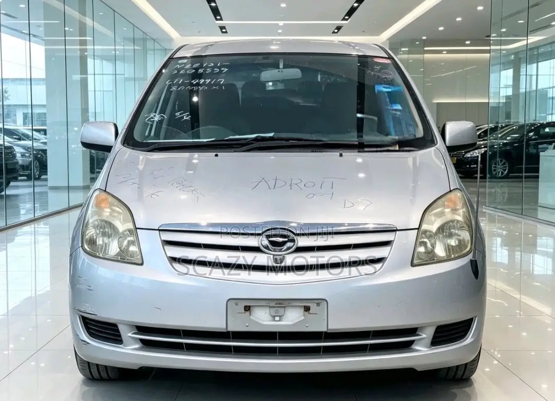 Toyota Corolla Spacio 2003 Silver