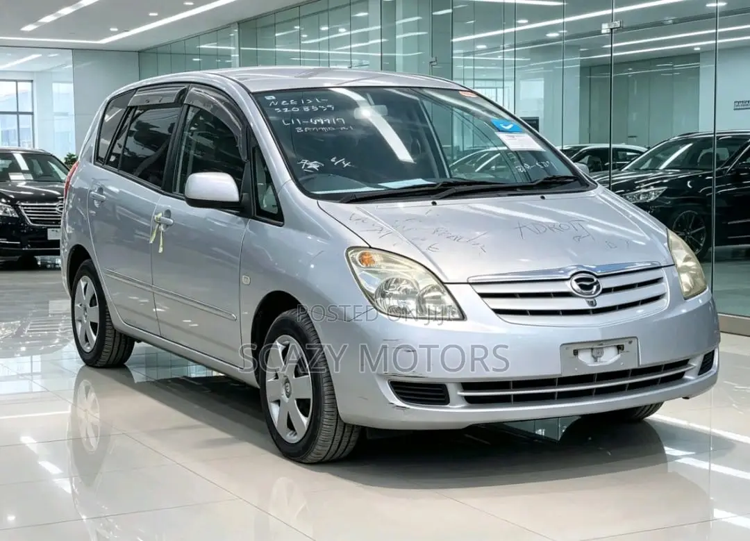 Toyota Corolla Spacio 2003 Silver