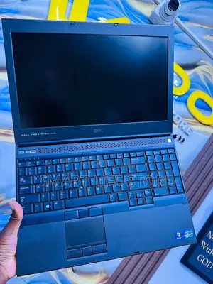 New Laptop Dell Precision M4700 4GB Intel Core i7 HDD 500GB
