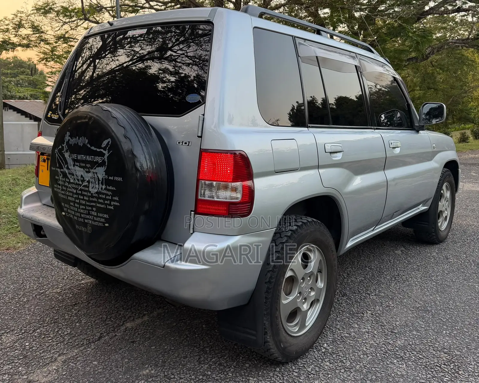 Mitsubishi Pajero 2000i IO 2005 Silver