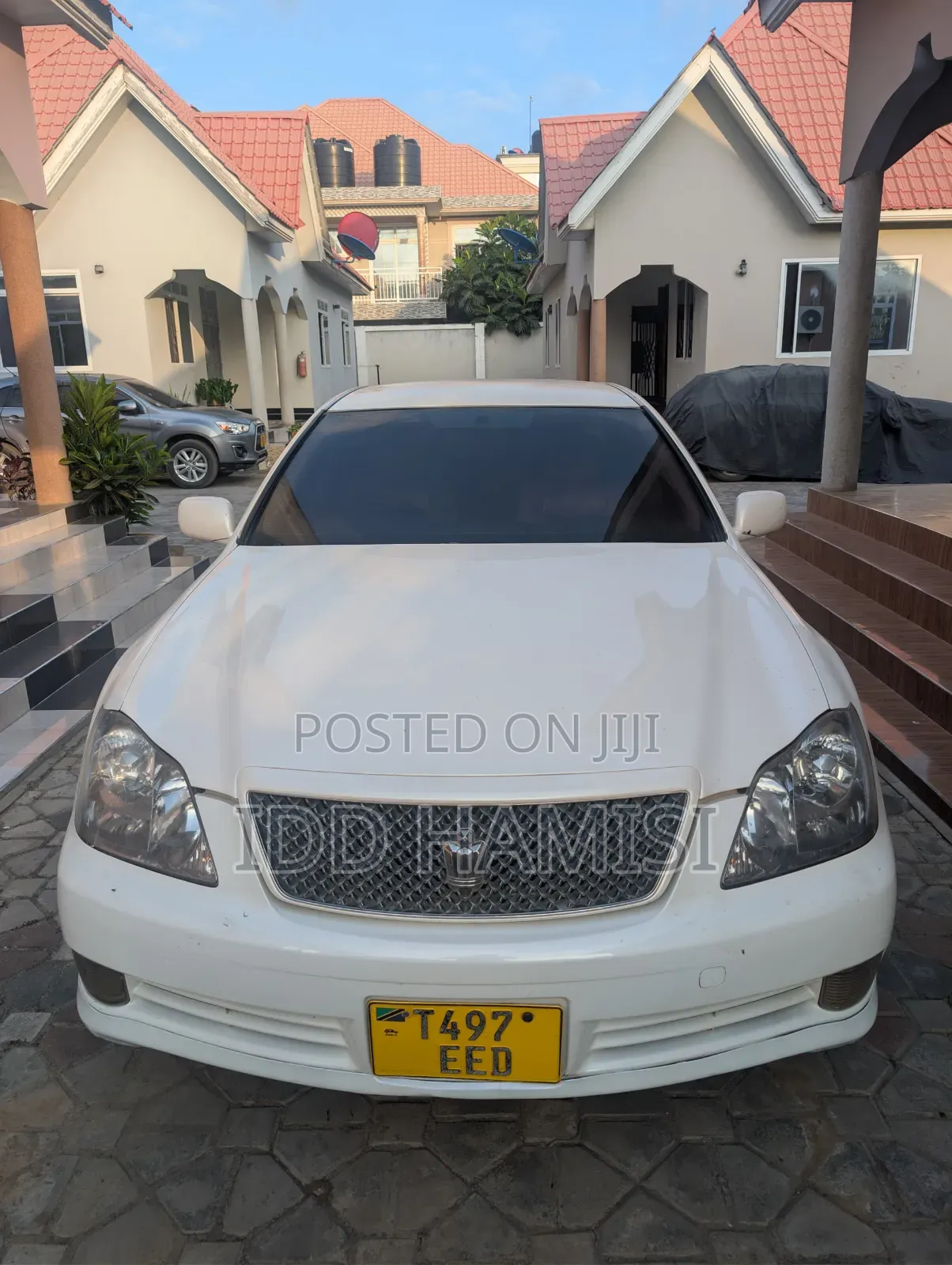 Toyota Crown 2009 White