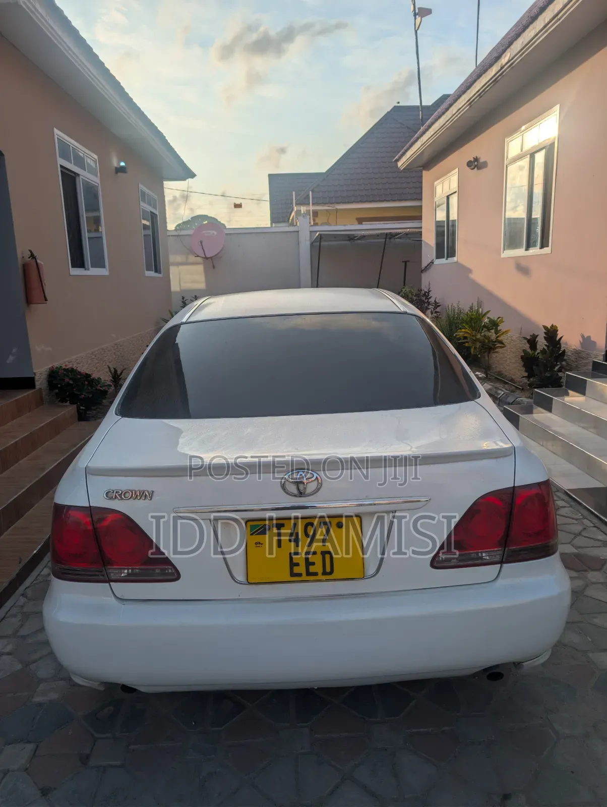 Toyota Crown 2009 White