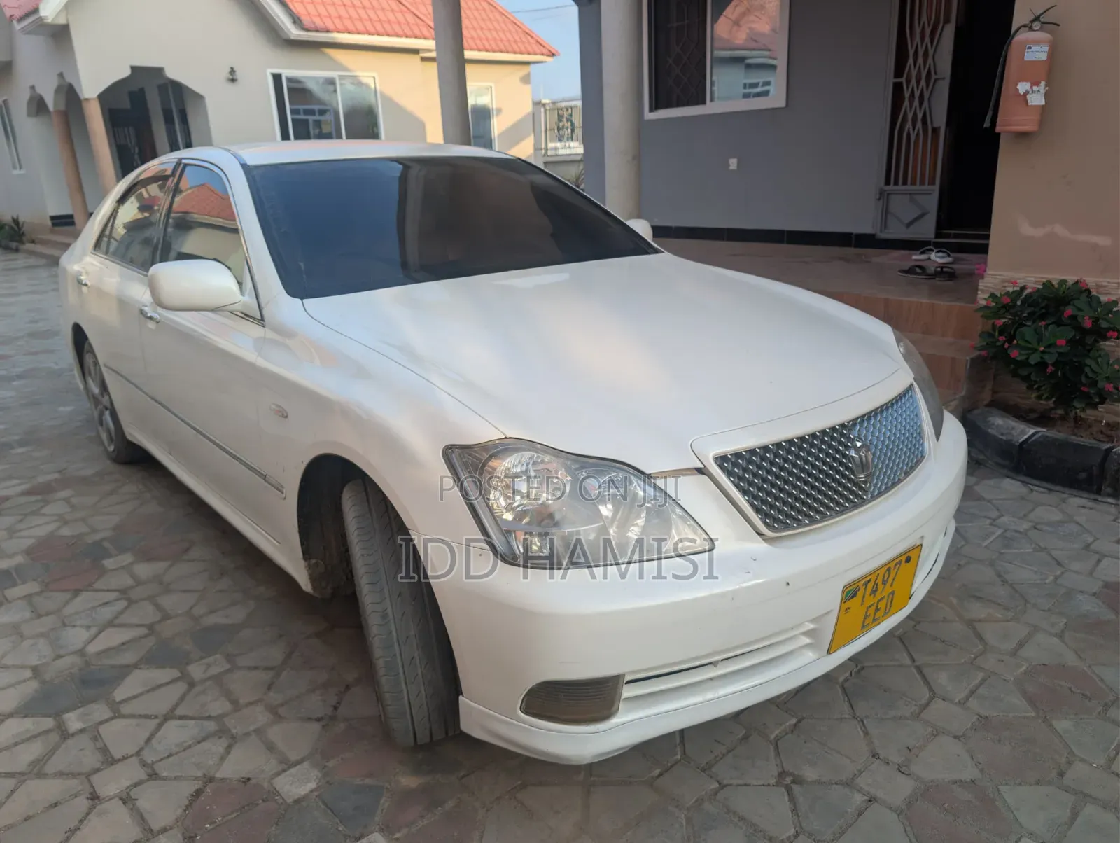 Toyota Crown 2009 White