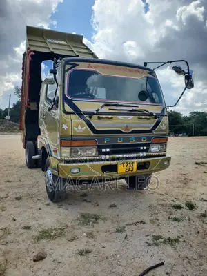Mitsubishi Fuso Tipper