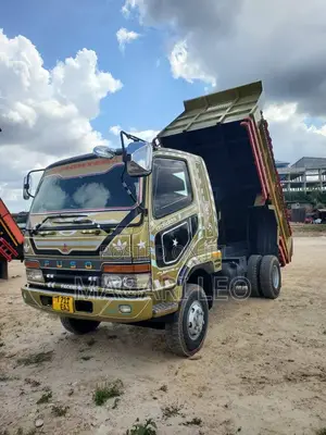 Mitsubishi Fuso Tipper