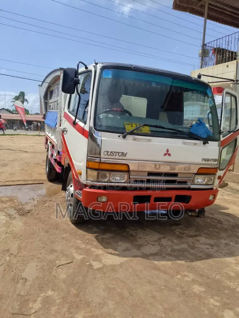 Mitsubishi Fuso Tipper