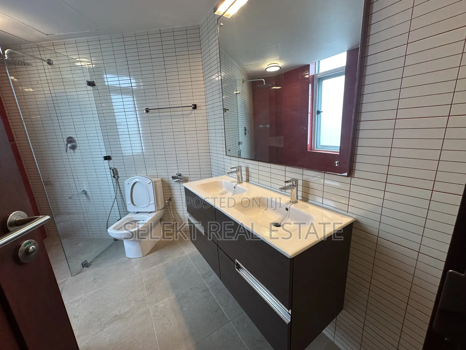 Furnished 3bdrm Apartment in Oyster Bay for rent