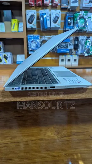 New Laptop HP EliteBook 840 G5 8GB Intel Core i5 SSD 256GB