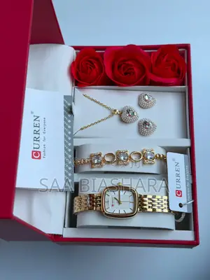 Curren Gold and White Ladies Ser for Girlfriends Day Gift