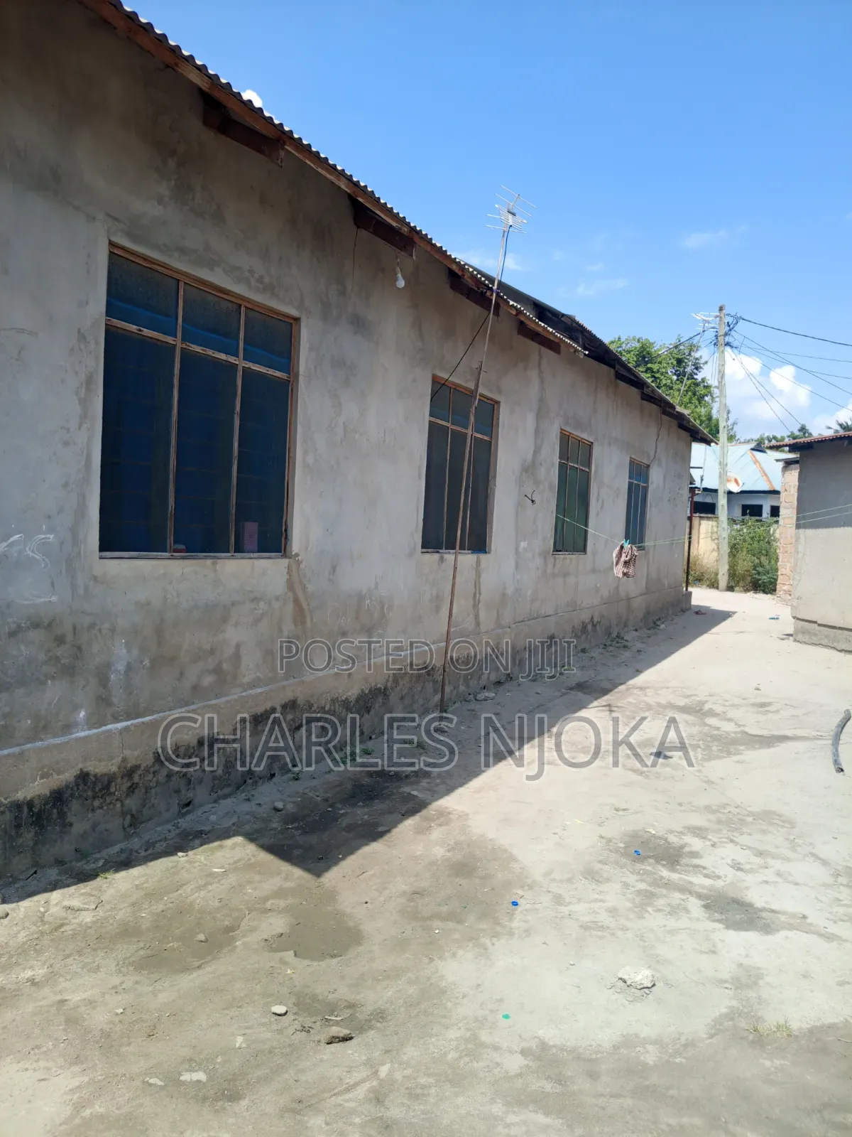 Furnished 10bdrm House in Kwadiwani, Ilala for sale