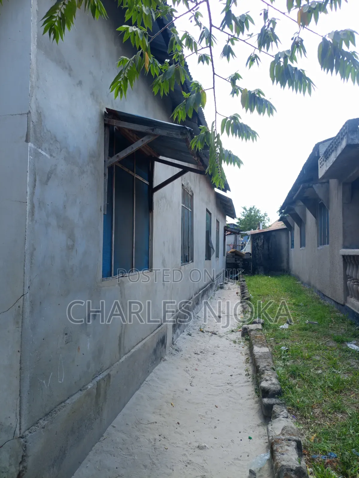 Furnished 10bdrm House in Kwadiwani, Ilala for sale