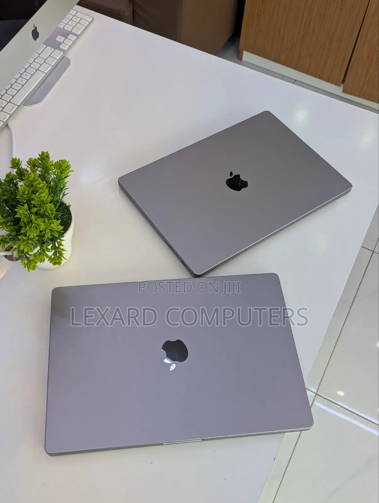 Laptop Apple MacBook Pro 2023 M2 16GB Apple M2 SSD 512GB