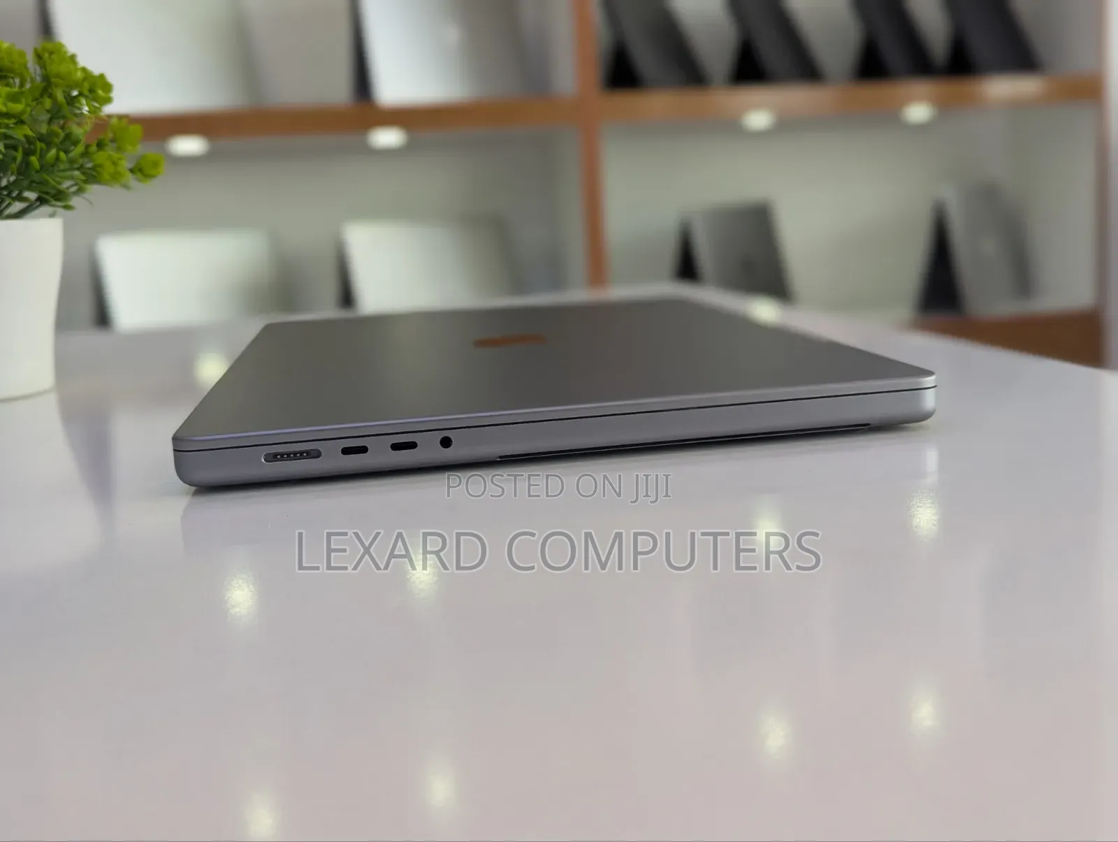 Laptop Apple MacBook Pro 2023 M2 16GB Apple M2 SSD 512GB