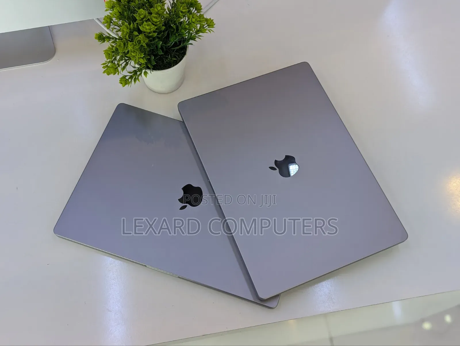 Laptop Apple MacBook Pro 2023 M2 16GB Apple M2 SSD 512GB