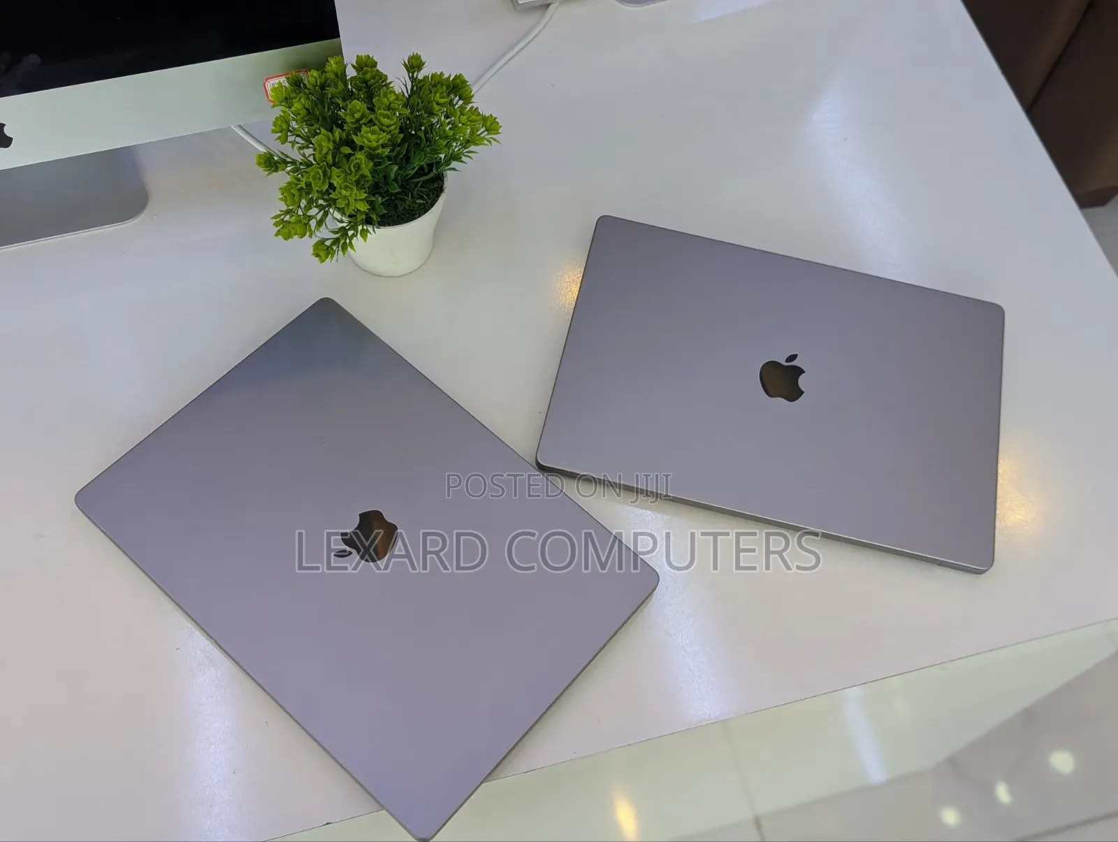 Laptop Apple MacBook Pro 2023 M2 16GB Apple M2 SSD 512GB