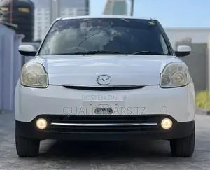 Mazda Verisa 2011 White