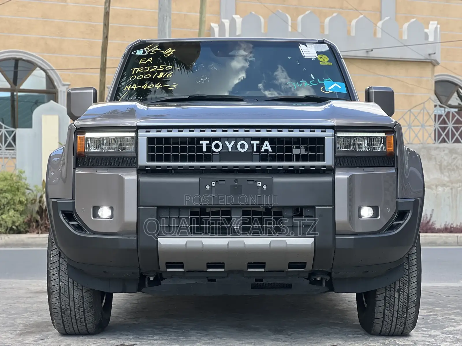 Toyota Land Cruiser Prado 2.7 2024 Gray