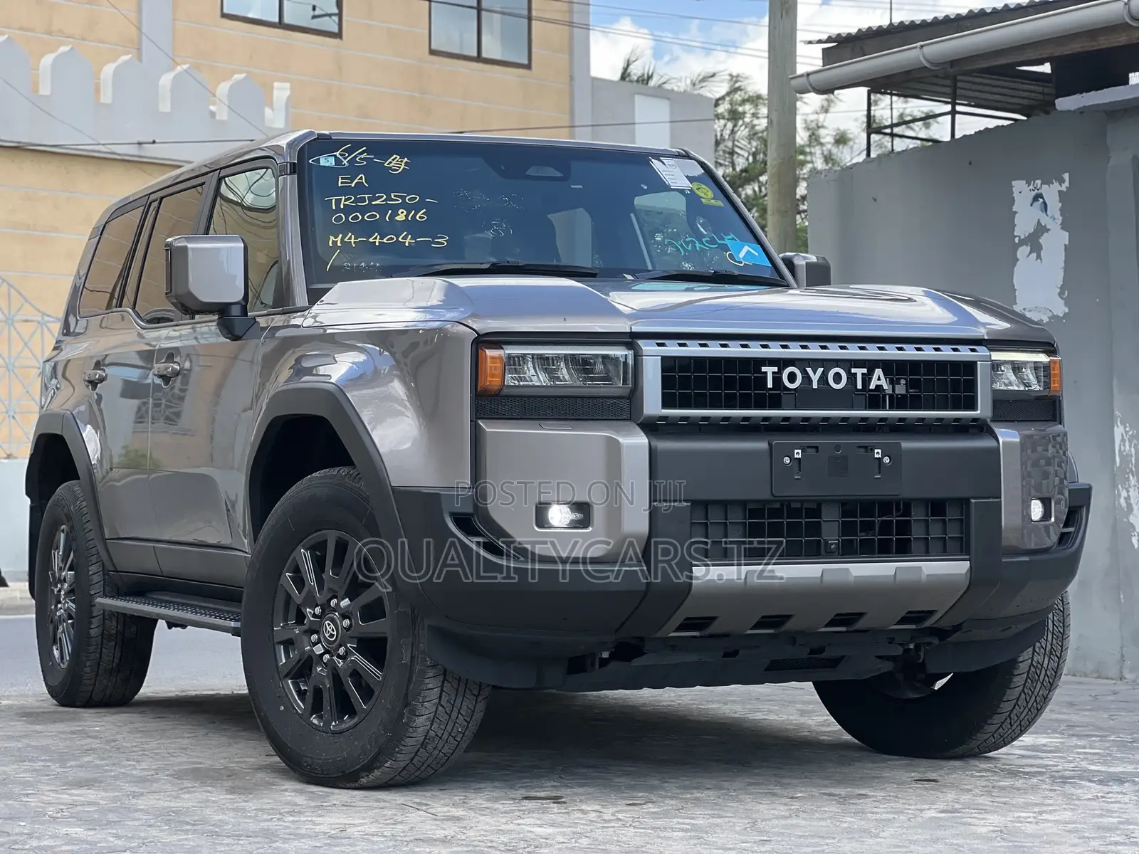 Toyota Land Cruiser Prado 2.7 2024 Gray
