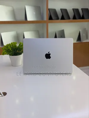 Laptop Apple MacBook Pro 2023 M2 16GB Intel Core M2 SSD 512GB