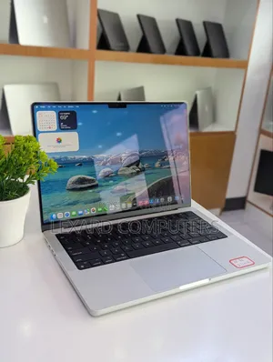 Laptop Apple MacBook Pro 2023 M2 16GB Intel Core M2 SSD 512GB