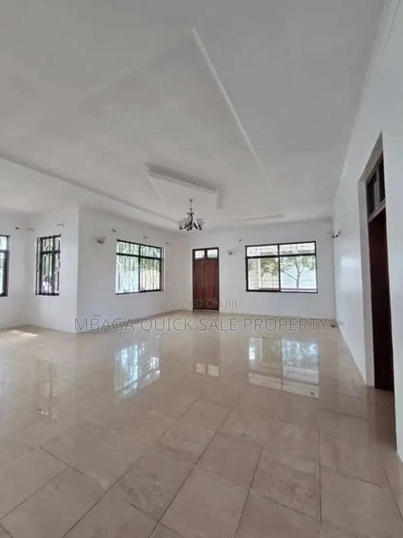 4bdrm House in Mbezi Beach, Masaki for rent