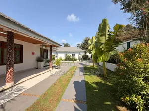 4bdrm Bungalow in Sammysaidrealestate, Njiro for sale