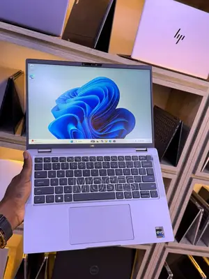 Laptop Dell Latitude 7440 32GB Intel Core i7 SSD 512GB