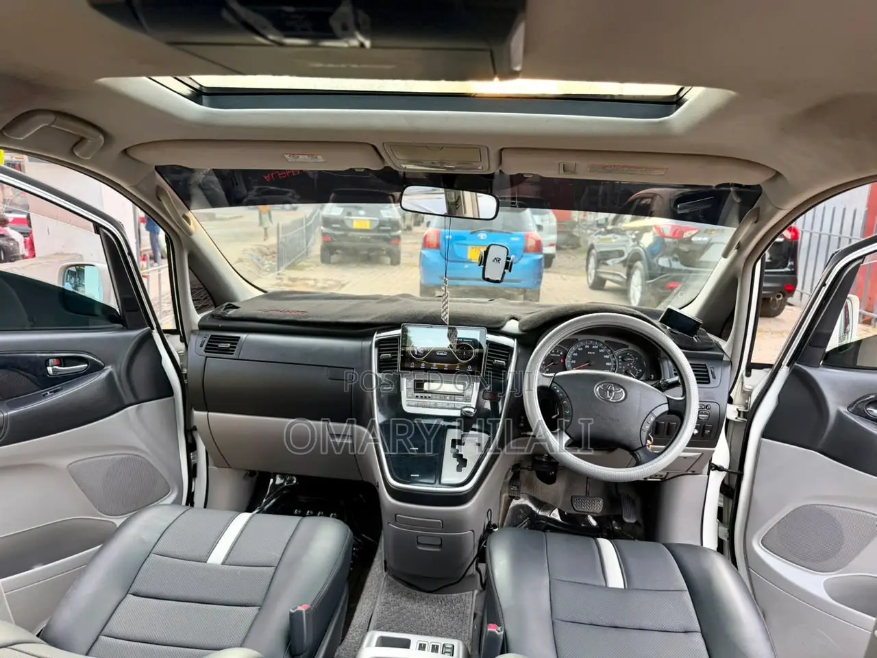 Toyota Alphard 2002 Pearl