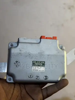 Toyota Crown Hybrid Control