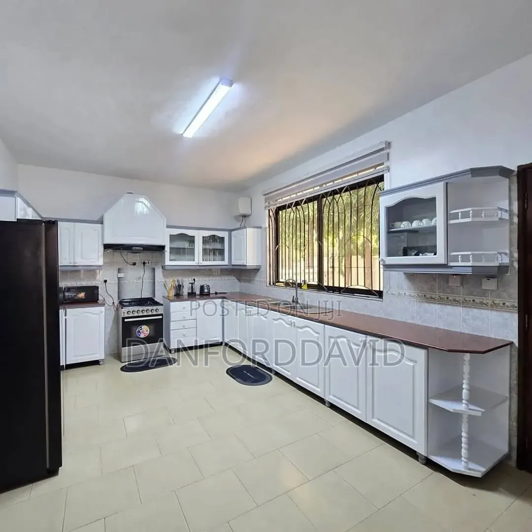 4bdrm House in Kahwa Real Estate, Kawe for rent
