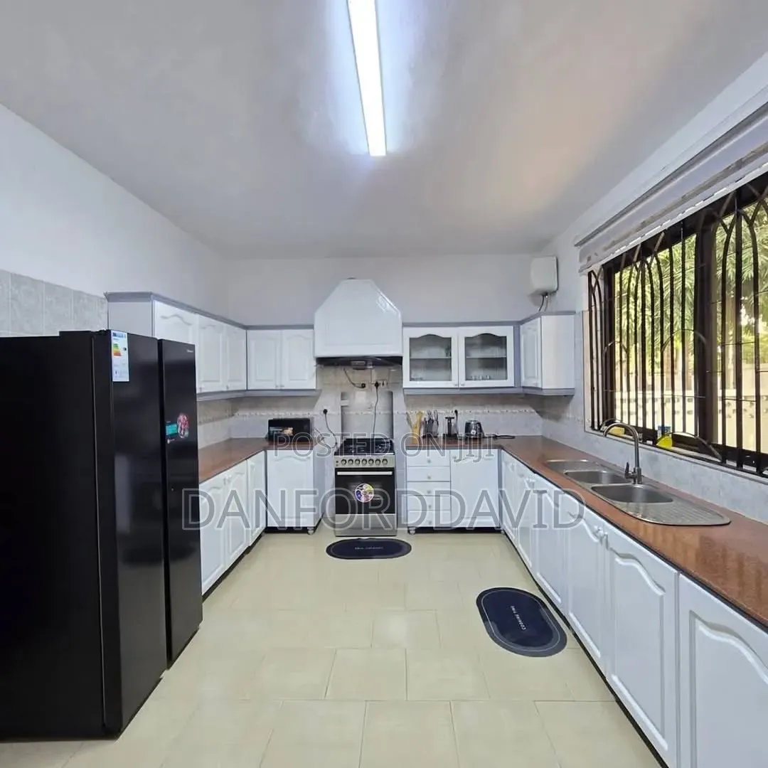 4bdrm House in Kahwa Real Estate, Kawe for rent
