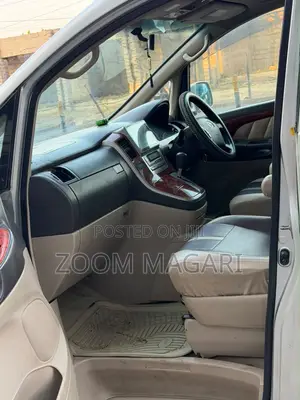 Toyota Alphard 2005 Silver
