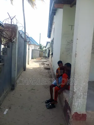 Furnished 18bdrm House in Kwadiwani, Ilala for sale