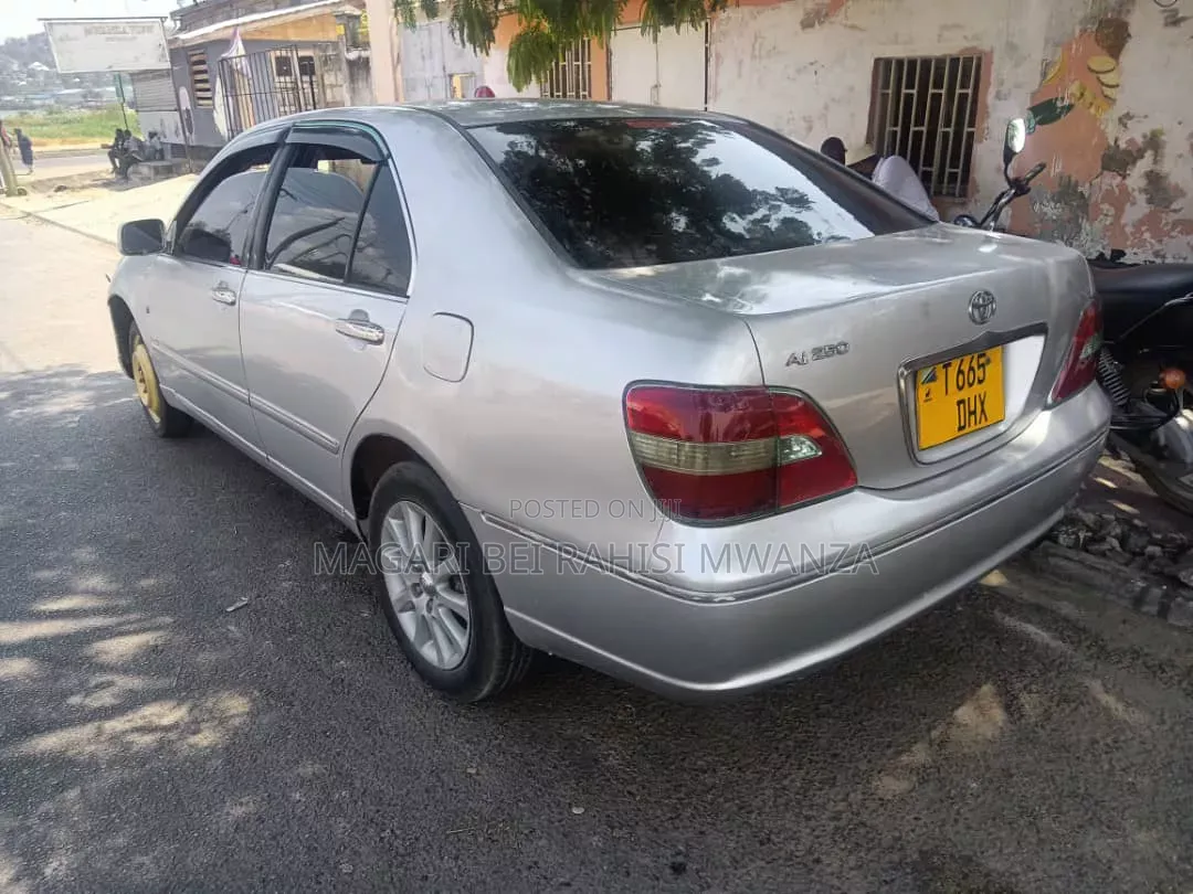 Toyota Brevis 2005 Silver