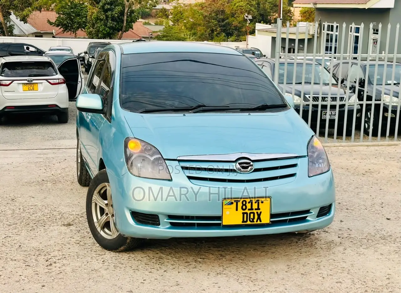 Toyota Corolla Spacio 2004 Green