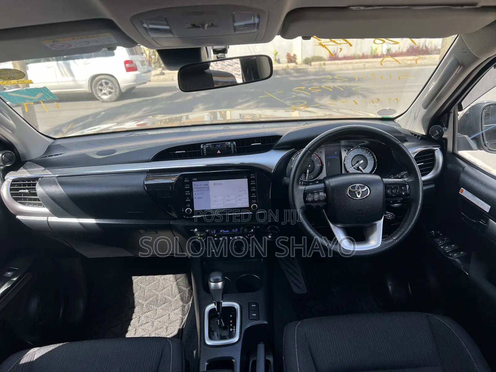 Toyota Hilux 2024 Black