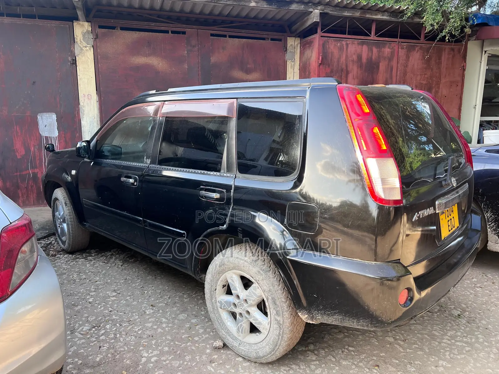 Nissan X-Trail 2006 Black