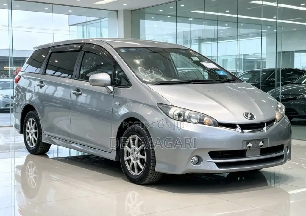 Toyota Wish 2010 Silver