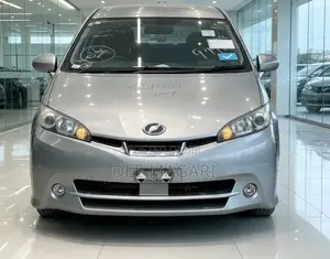Toyota Wish 2010 Silver