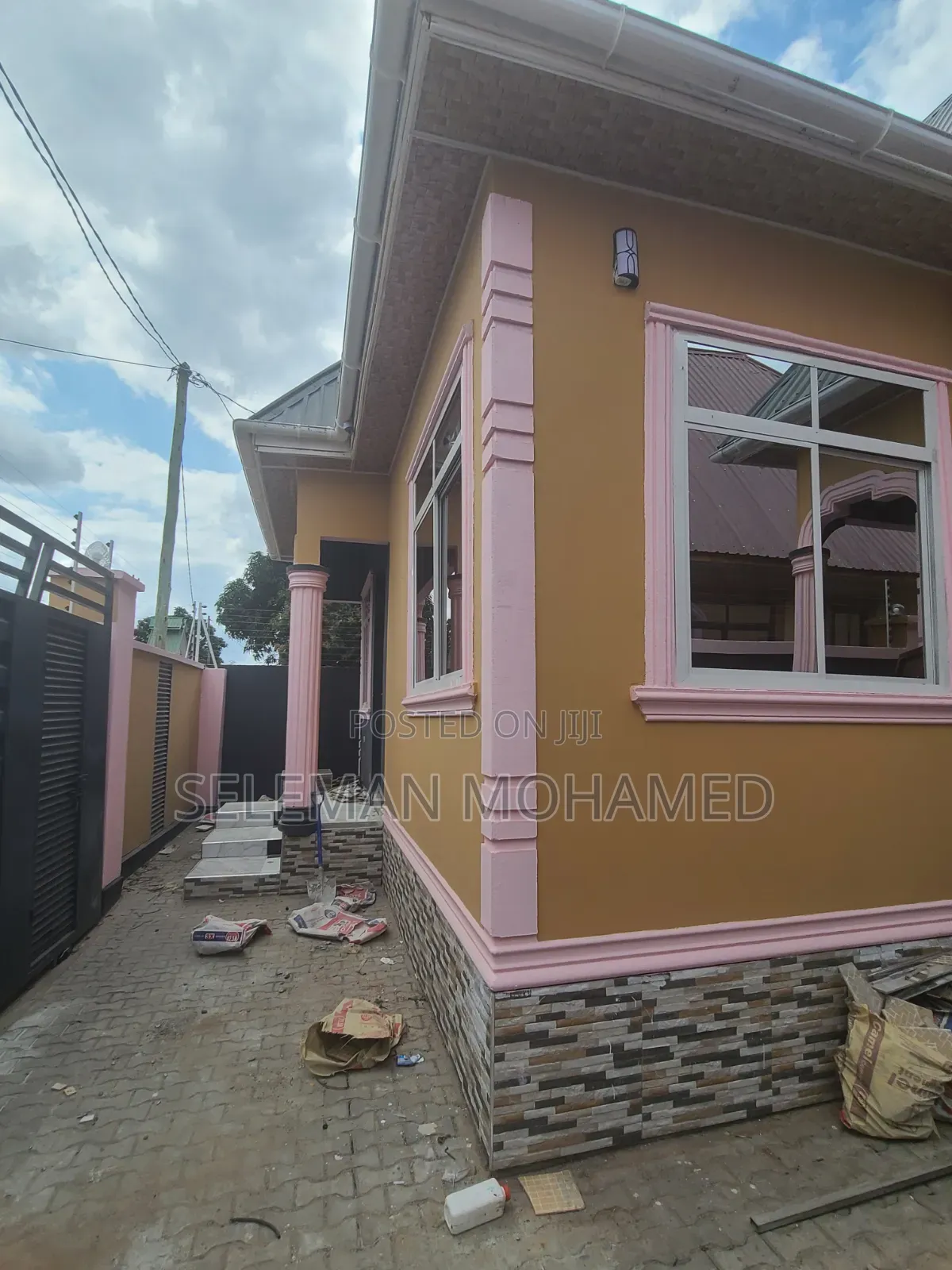 Furnished 3bdrm House in Biriani Real Estate, Chamazi for sale