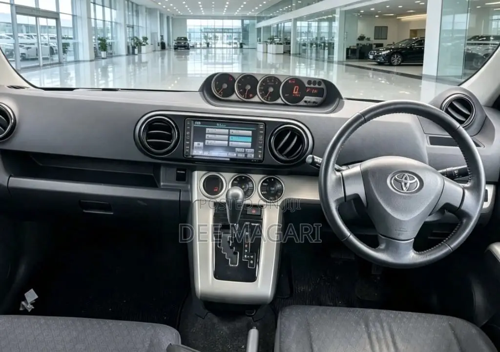 Toyota Corolla Rumion 2008 Black