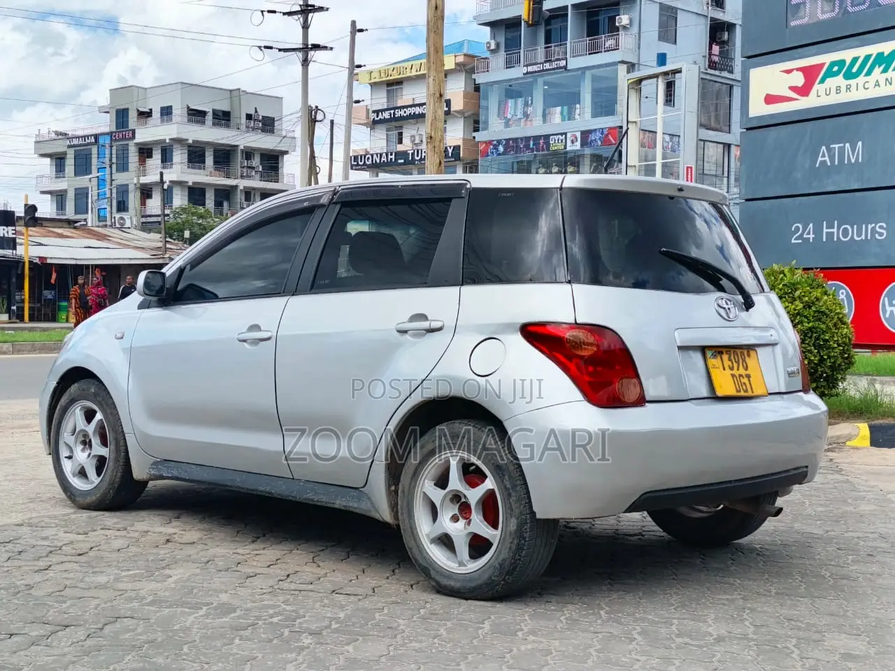 Toyota IST 2003 Silver